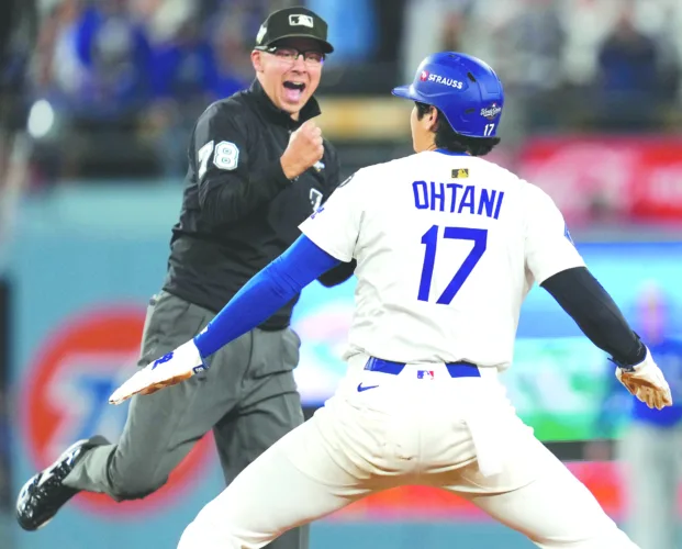 Marquette native Hamari would call balls, strikes in AL Game 7